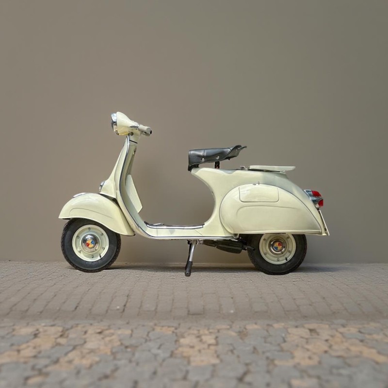 Vespa VBB 1962 , restauration complète, carte grise collection, proche de Nancy