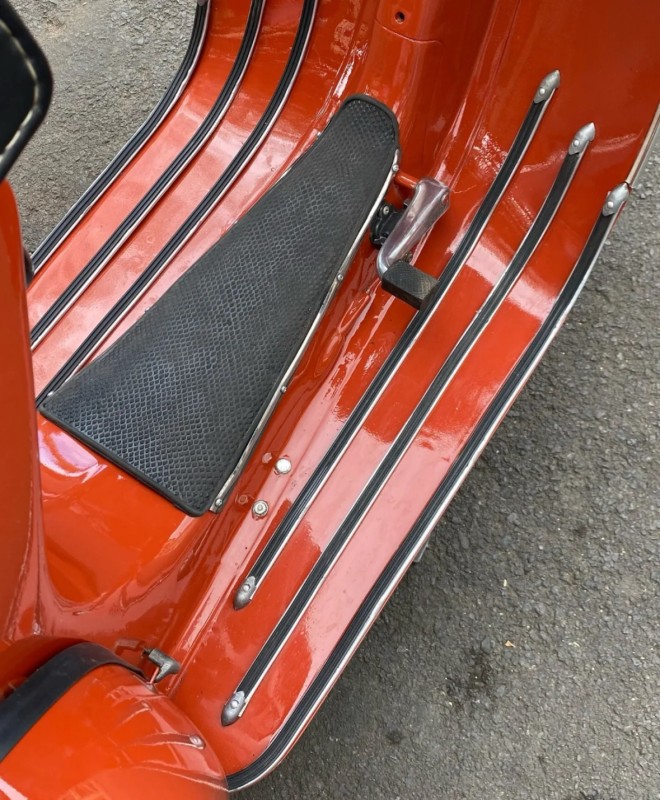 vespa super 150 , restauration complète, carte grise de collection, proche de paris. 