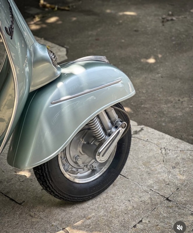 ???? Vespa Type S : l’icône intemporelle qui fait vibrer les passionnés de vintage, carte grise collection, Paris 