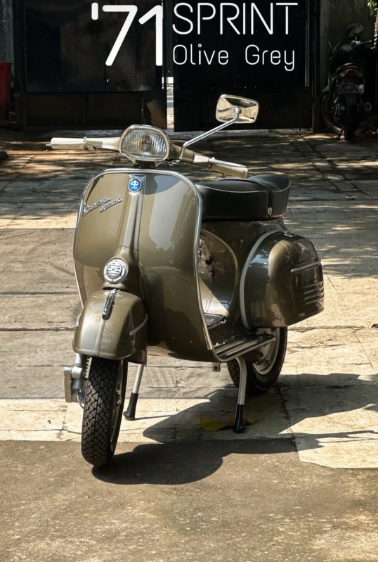 ✨ Vespa Sprint 1971 – Un bijou intemporel, une nouvelle vie qui commence ! ✨restauration complète, carte grise collection, Paris 