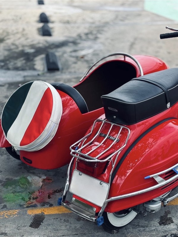 Vespa Sidecar VBB 1961 : Restauration Intégrale & Carte Grise Collection – À Deux Pas de Lille