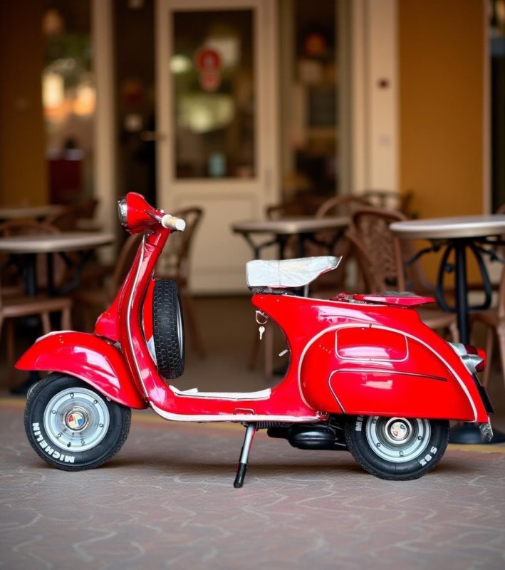 Prenez la route avec style – en Vespa vintage ! Vespa VBB ,restauration complète, carte grise collection proche de St Tropez