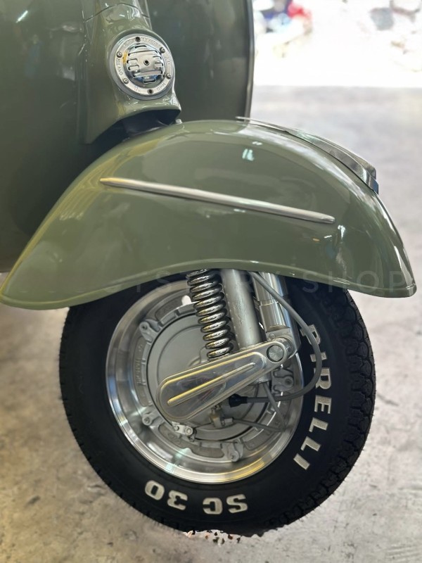 Vespa Sprint S 1968 : Quand le Véritable Luxe Prend la Route vers Monaco, carte grise collection, restauration complète 