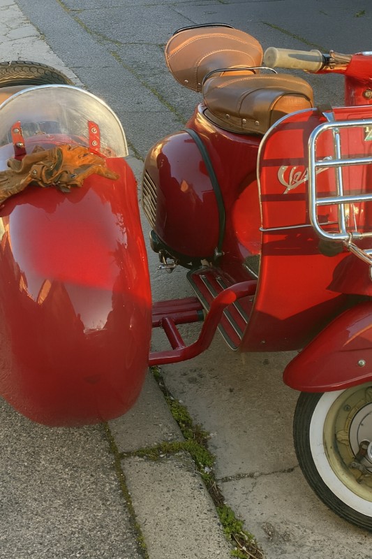 nouveaux Sidecars Vespas proche de Paris , certificat d origine piaggio , carte grise collection 