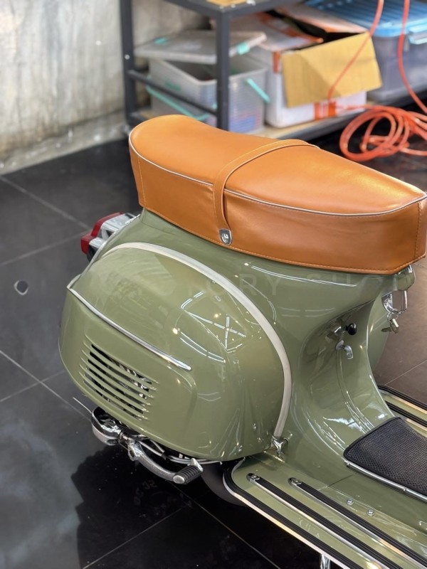 Vespa Sprint S 1968 : Quand le Véritable Luxe Prend la Route vers Monaco, carte grise collection, restauration complète 