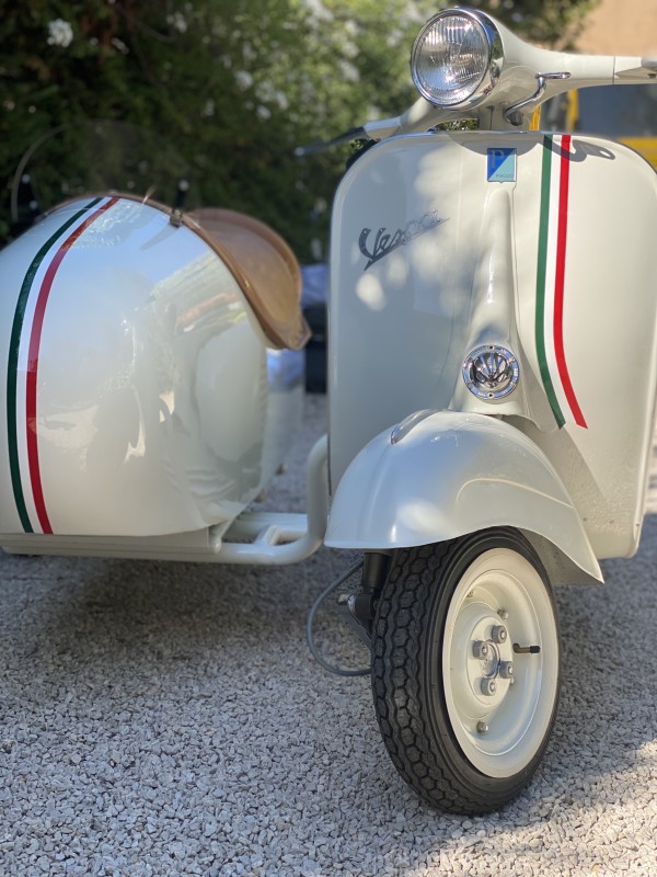 vespa Sidecar entièrement restauré et personnalisé, type VNB , carte grise collection, proche de Paris 