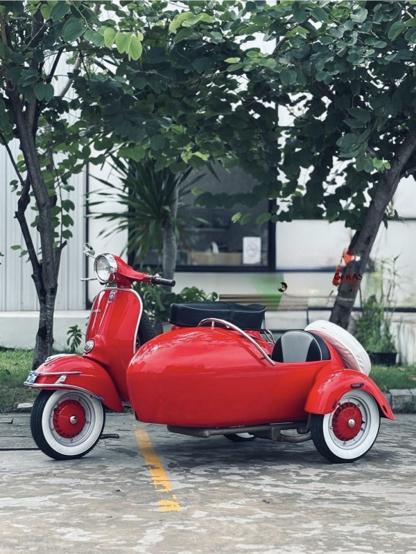 Vespa Sidecar VBB 1961 : Restauration Intégrale & Carte Grise Collection – À Deux Pas de Lille