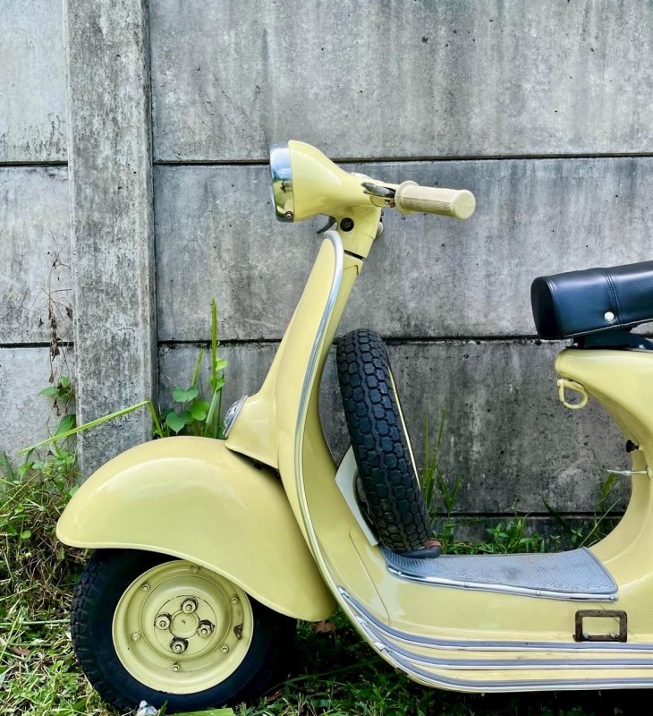Vespa VBB 1962 Jaune Pâle : une restauration d’exception, carte grise de collection, proche Bordeaux 