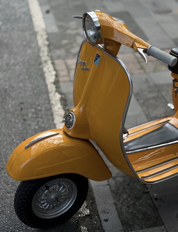 Vespa Super 1967 : l’icône intemporelle du scooter vintage italien, proche de bordeaux, carte grise collection 