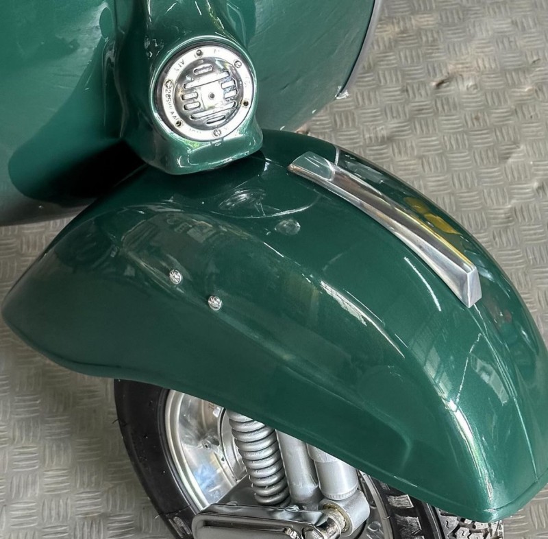 vespa sprint véloce 1974, entièrement restaurée, proche de Paris . carte grise française collection 