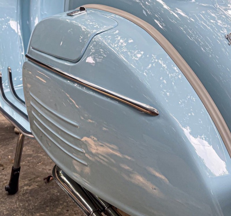 vente de vespa super 150 1966 entièrement restauré proche de st Rémy de Provence 