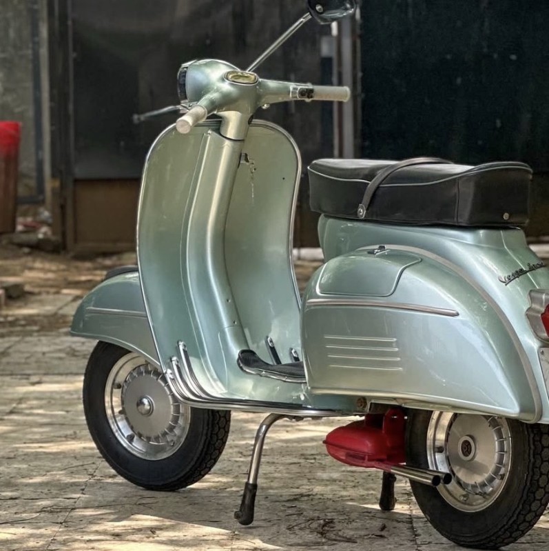 ???? Vespa Type S : l’icône intemporelle qui fait vibrer les passionnés de vintage, carte grise collection, Paris 