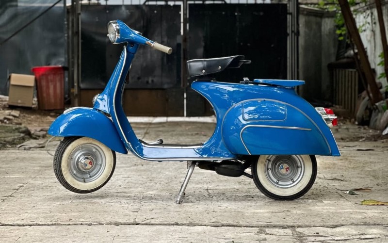 VESPA VBB2 1965 , restauration complète, carte grise collection , proche Lille 