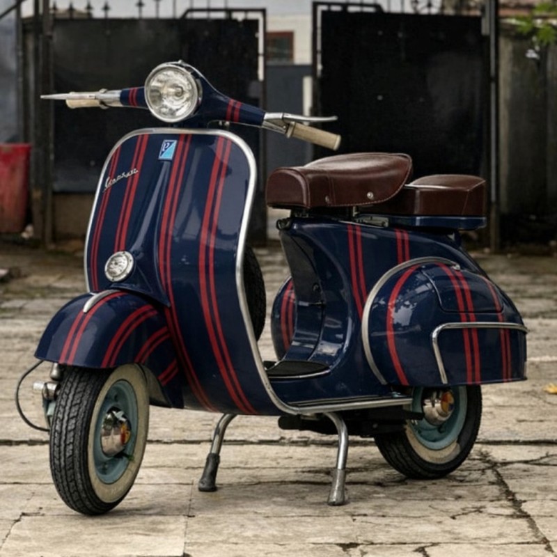 Les Vespa vintage à rayures (1960-1976) font leur grand retour cet été : restauration complète, carte grise collection et style iconique sur la Côte d’Azur