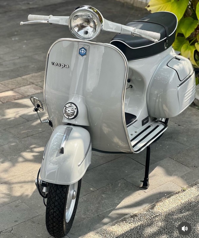 Vespa sprint véloce 1973 entièrement restaurée. proche de Biarritz 