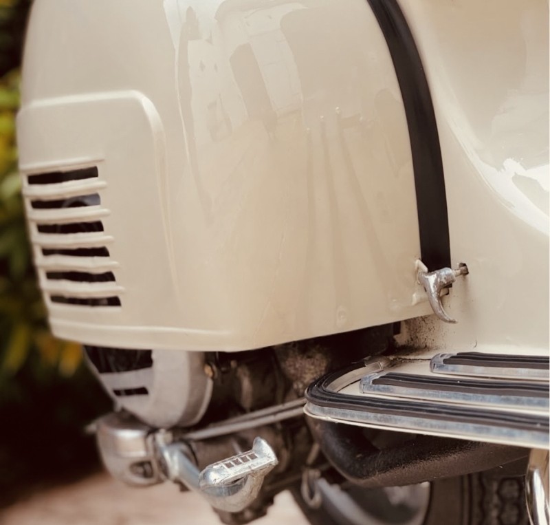 vespa super 1968, restauration complète, certificat piaggio, proche de Dijon 