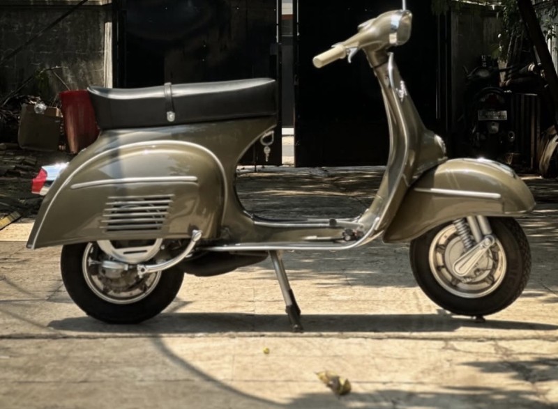 ✨ Vespa Sprint 1971 – Un bijou intemporel, une nouvelle vie qui commence ! ✨restauration complète, carte grise collection, Paris 