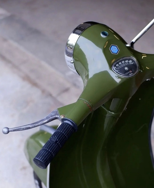 vespa type sprint entièrement restauré. Proche de paris 