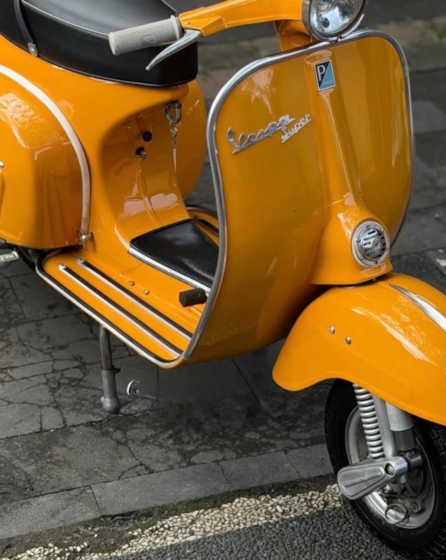 Vespa Super 1967 : l’icône intemporelle du scooter vintage italien, proche de bordeaux, carte grise collection 