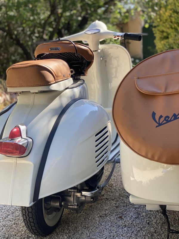 vespa Sidecar entièrement restauré et personnalisé, type VNB , carte grise collection, proche de Paris 