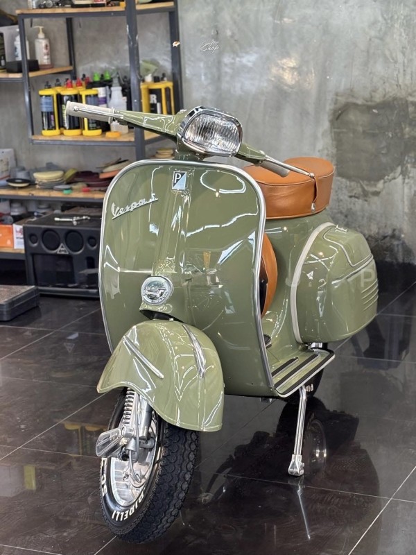 Vespa Sprint S 1968 : Quand le Véritable Luxe Prend la Route vers Monaco, carte grise collection, restauration complète 