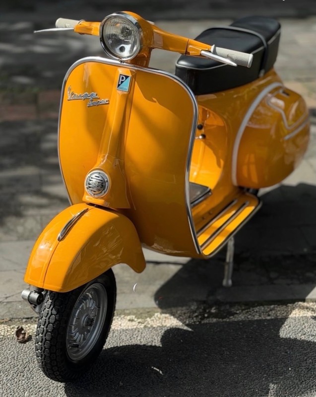Vespa Super 1967 : l’icône intemporelle du scooter vintage italien, proche de bordeaux, carte grise collection 