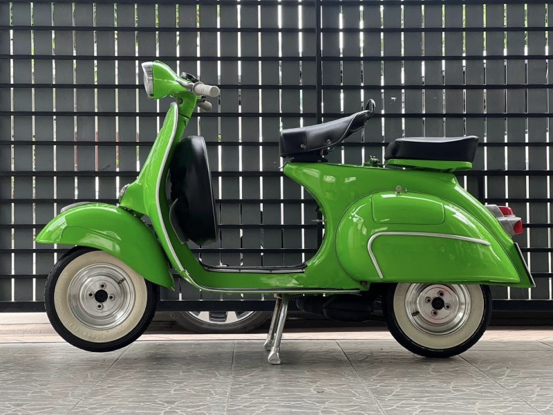 Restauration d’une Vespa VBB 1962 – Le savoir-faire unique de La Vespazienne . Biarritz 