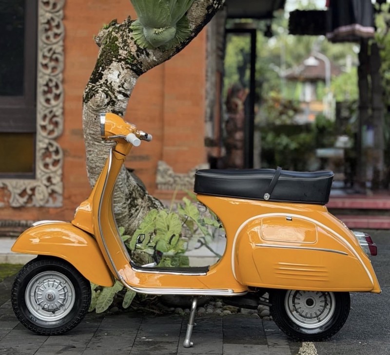 Vespa Super 1967 : l’icône intemporelle du scooter vintage italien, proche de bordeaux, carte grise collection 