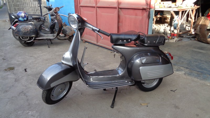Vente de vespa type GTR, restauration personnalisée. collection. Lyon 