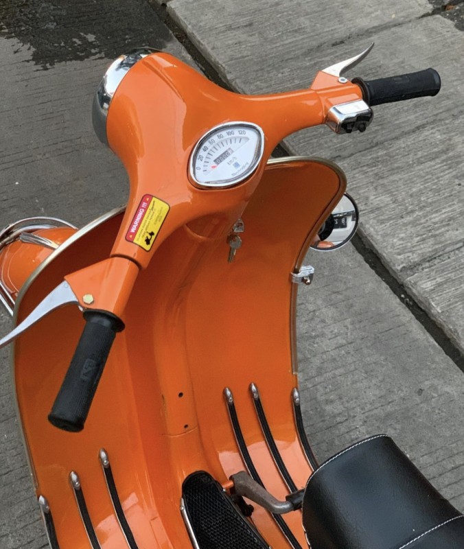 vespa VNB entièrement restaurée, proche de paris- livraison 