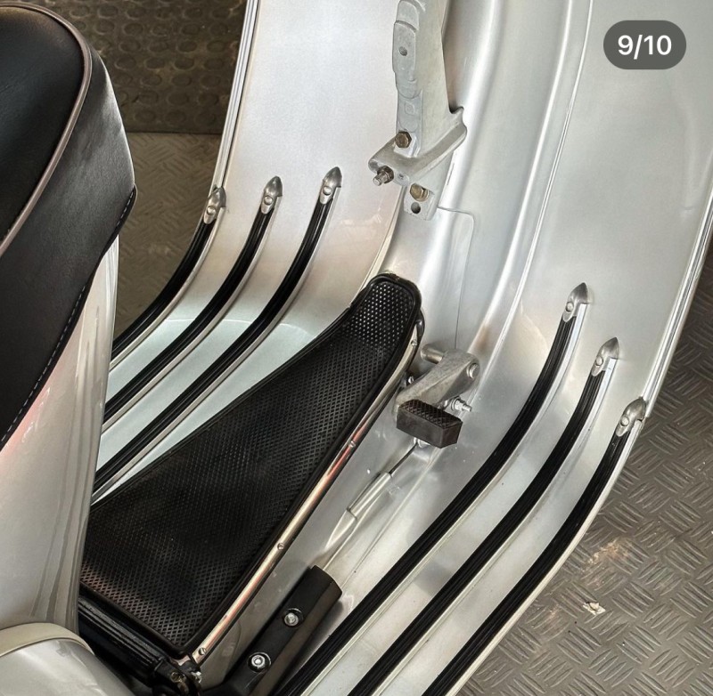 vespa sprint 125 ,1970 , entièrement restaurée, carte grise française collection. proche de Monaco 