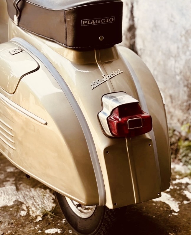 vespa sprint véloce, 1971 , restauration complète, carte grise collection, proche de Strasbourg.