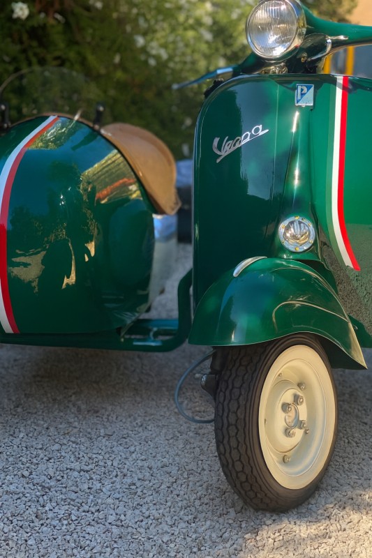 nouveaux Sidecars Vespas proche de Paris , certificat d origine piaggio , carte grise collection 