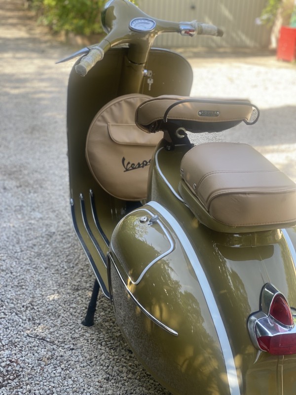 vespa VNB 1963 entièrement restaurée. proche de Marseille 