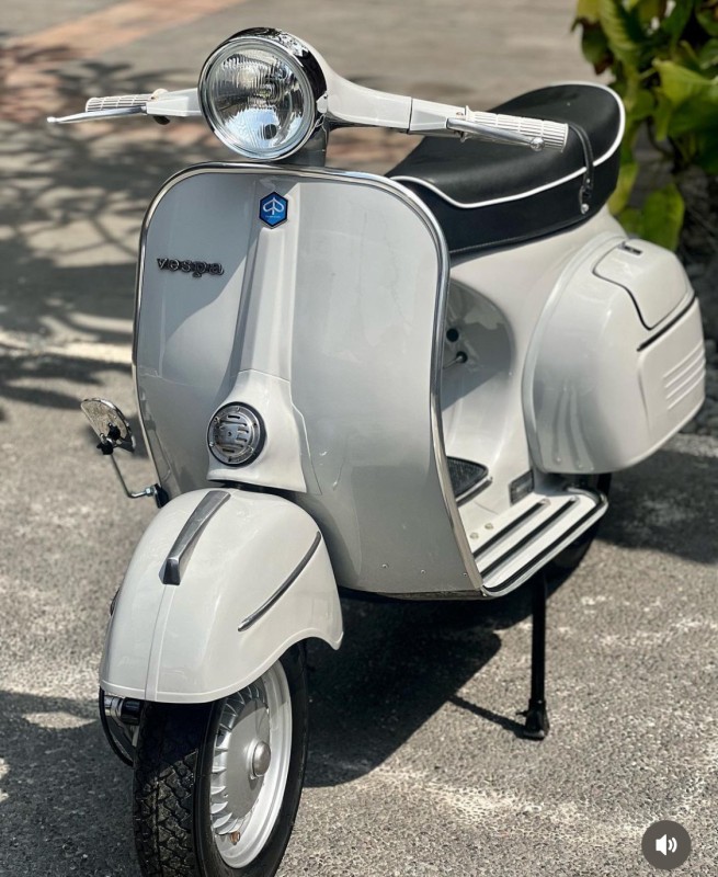 Vespa sprint véloce 1973 entièrement restaurée. proche de Biarritz 