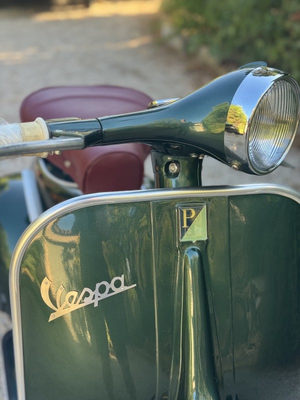 vespa VNB , vert jaguar, restauration complète, proche d Aix en Provence