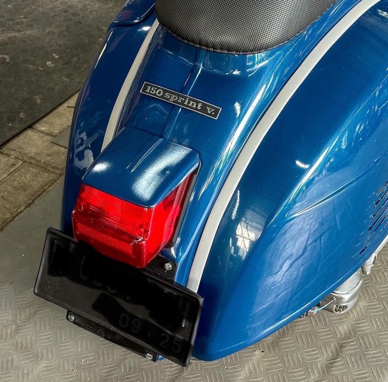 vespa super 66 , entièrement restaurée, carte grise française collection, proche de Deauville 