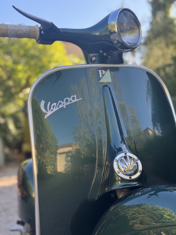 vespa VNB , vert jaguar, restauration complète, proche d Aix en Provence