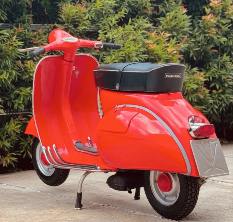vespa VBA 1959 , entièrement restaurée, carte grise collection, proche de Grenoble 