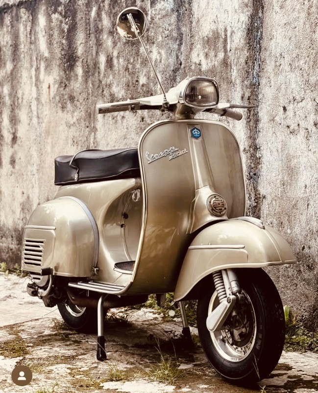 vespa sprint véloce, 1971 , restauration complète, carte grise collection, proche de Strasbourg.