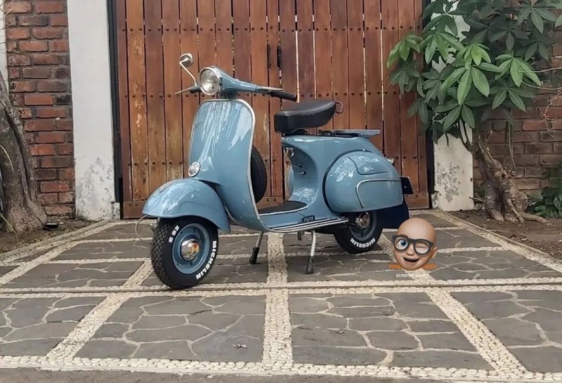Vespa VBB 1965 ,entièrement restaurée , carte grise française collection, proche de Monaco 