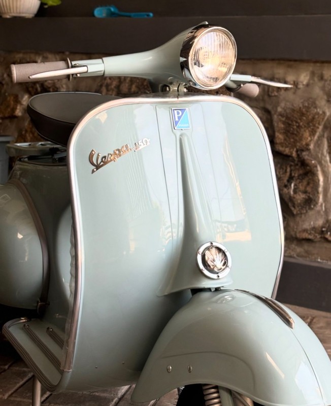 vespa VBB année 66 - entièrement restaurée à neuf . carte grise collection. proche de Rouen 