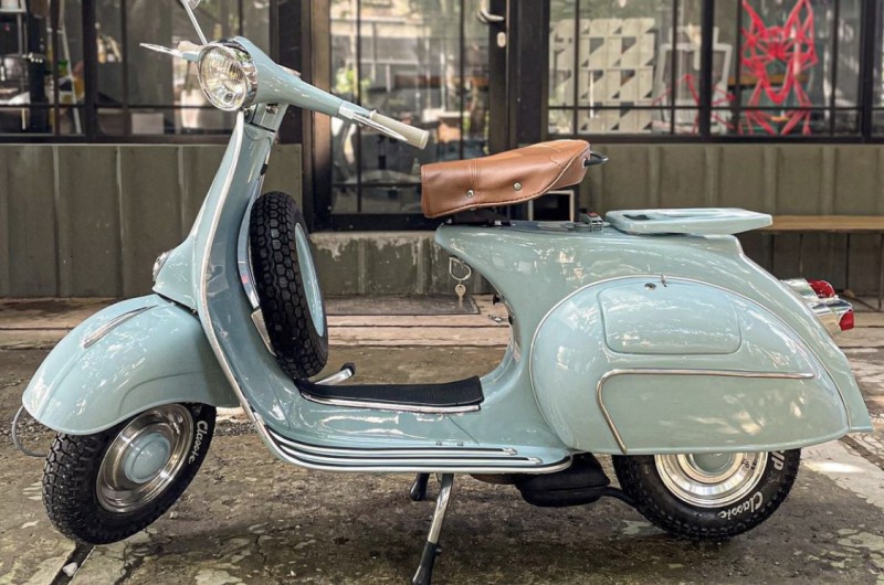 Vespa VBB 1965- entièrement restaurée. commande personnalisée. proche de Biarritz 