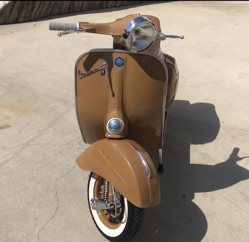 Vespa GTR 1976 restaurée – Scooter vintage prêt à livrer proche de Toulouse , restauration complète, carte grise collection 