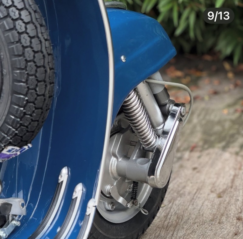 vespa super collection, carte grise française, proche de Monaco 