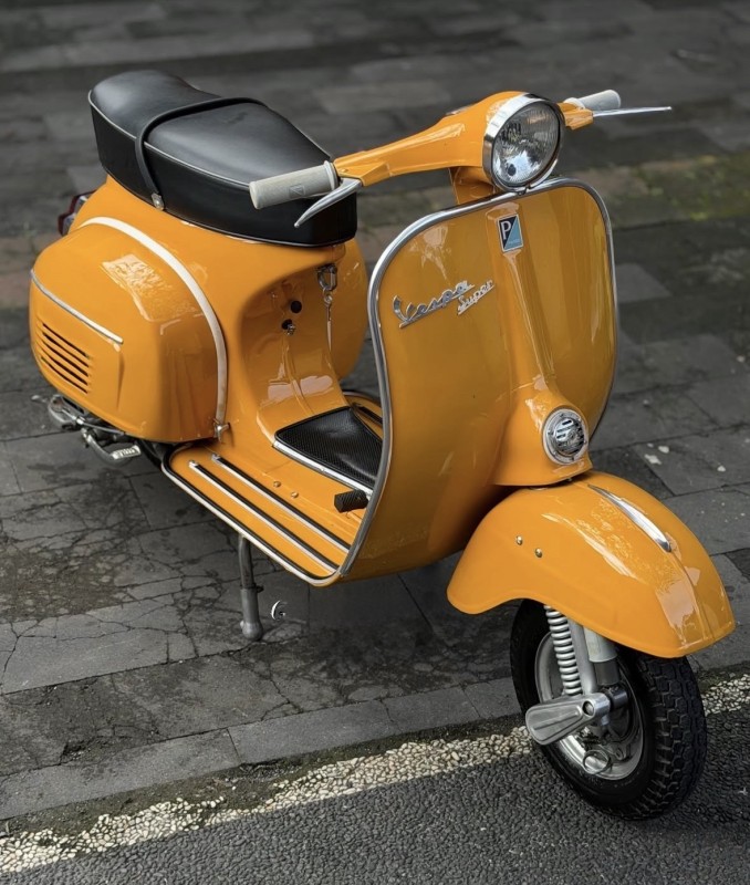 Vespa Super 1967 : l’icône intemporelle du scooter vintage italien, proche de bordeaux, carte grise collection 
