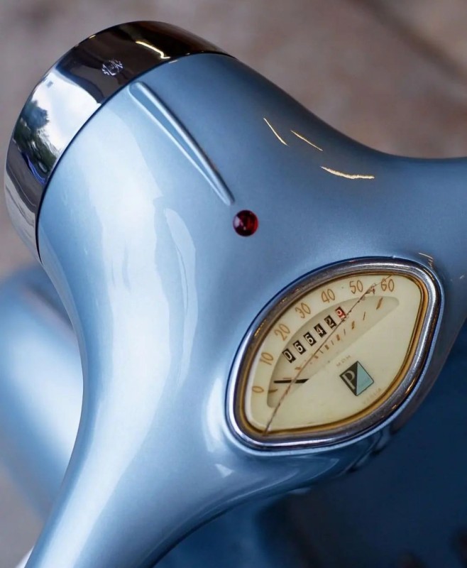 Vespa VNA 1959 entièrement restaurée proche de paris 