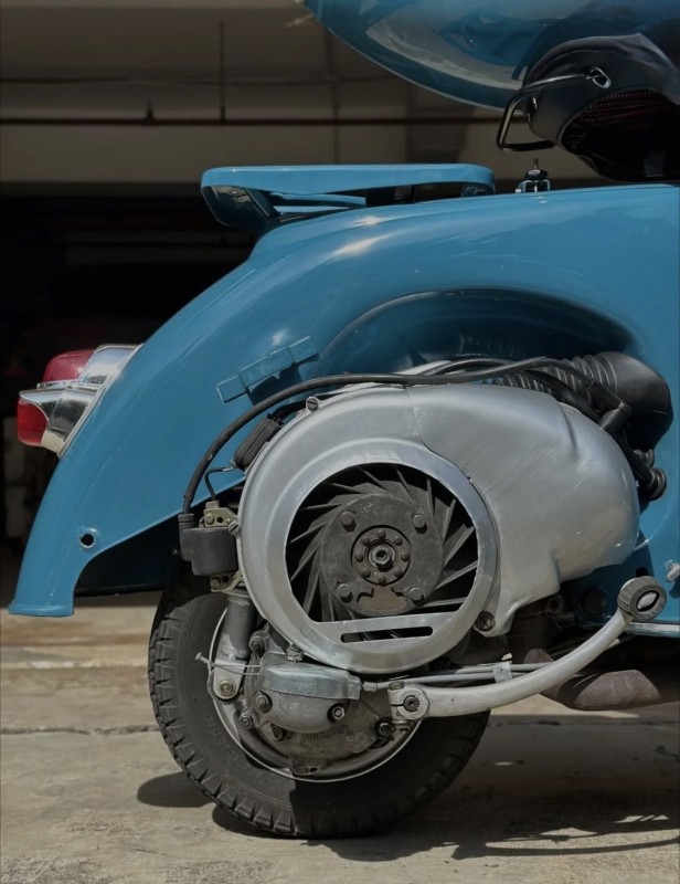 Restauration et personnalisation , carte grise collection Vespa ancienne – proche de Metz Vespa VBB2 1962