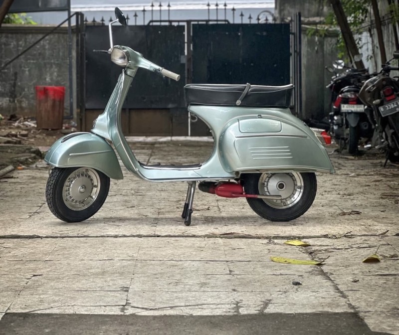 ???? Vespa Type S : l’icône intemporelle qui fait vibrer les passionnés de vintage, carte grise collection, Paris 