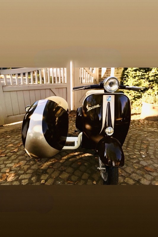 nouveaux Sidecars Vespas proche de Paris , certificat d origine piaggio , carte grise collection 